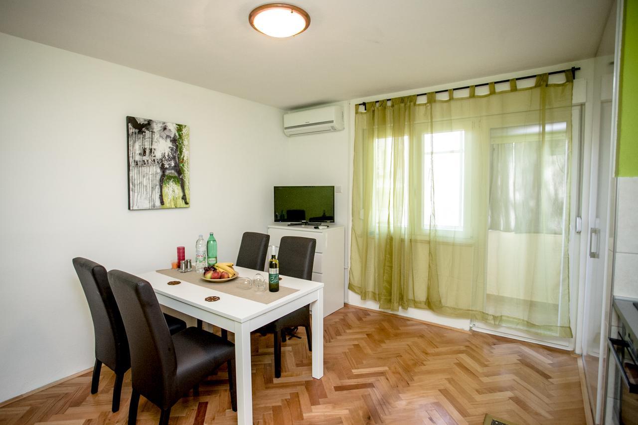 Apartment Omis Holiday 외부 사진